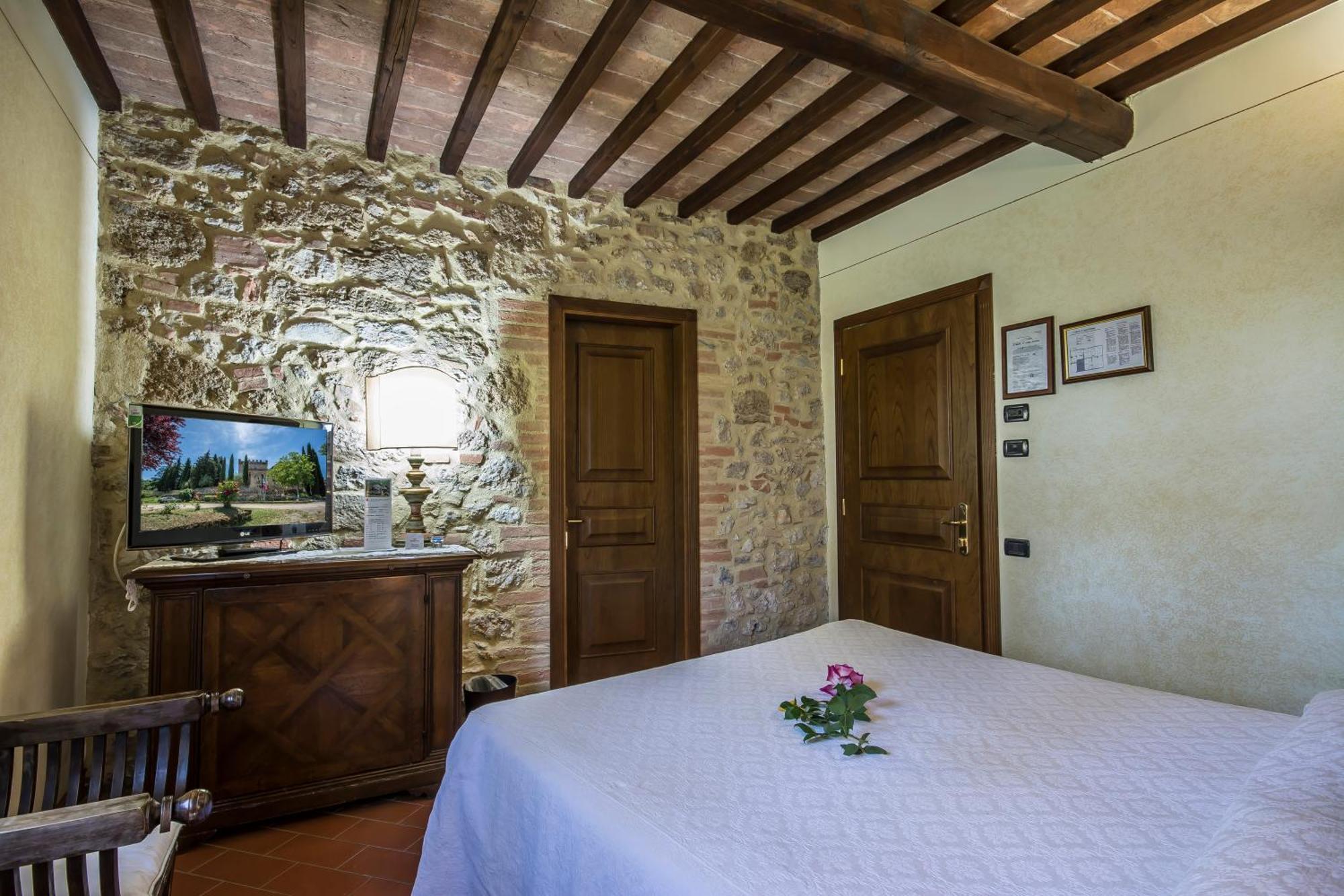 Villa Castel Pietraio Monteriggioni Exterior foto
